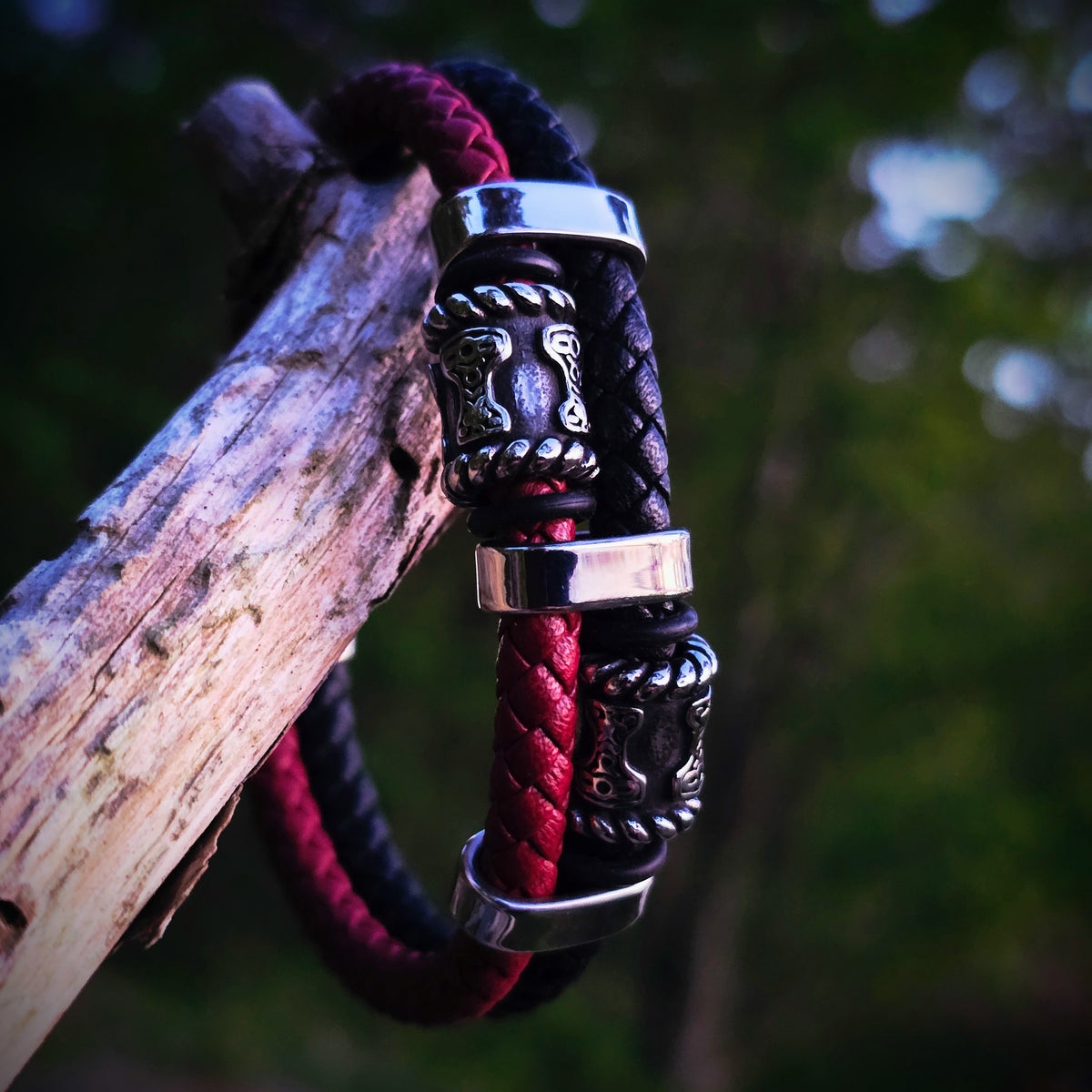 Mjolnir Twin Black-Red - Viking Bracelet