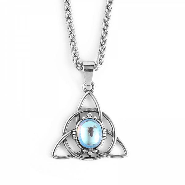 Necklace Celtic Triquetra Knot