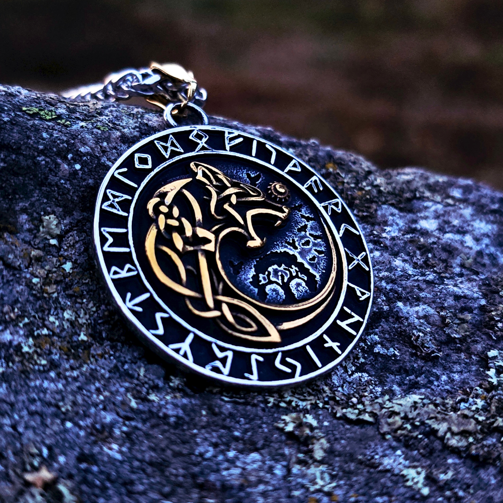 Duality Runes Necklace Sköll – Circle of Runes - Dual Tone – World of Vikings