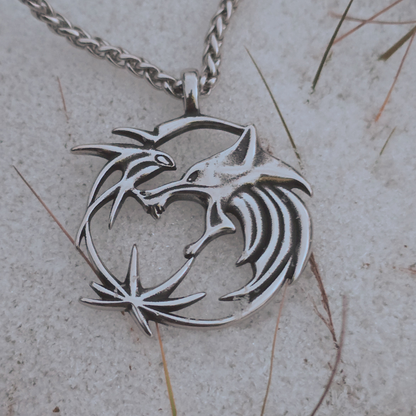 Call of Ragnarök – Fenrir and the Eternal Witness Necklace