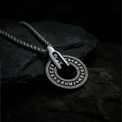 Necklace Runic Wheel - Silver