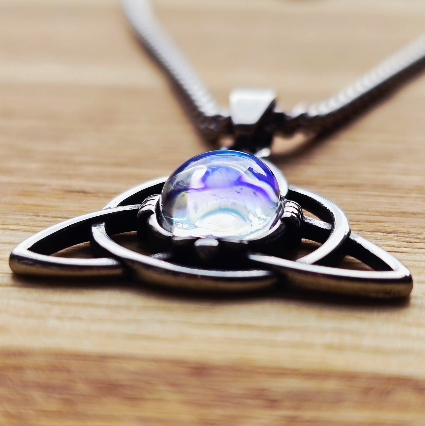 Necklace Celtic Triquetra Knot