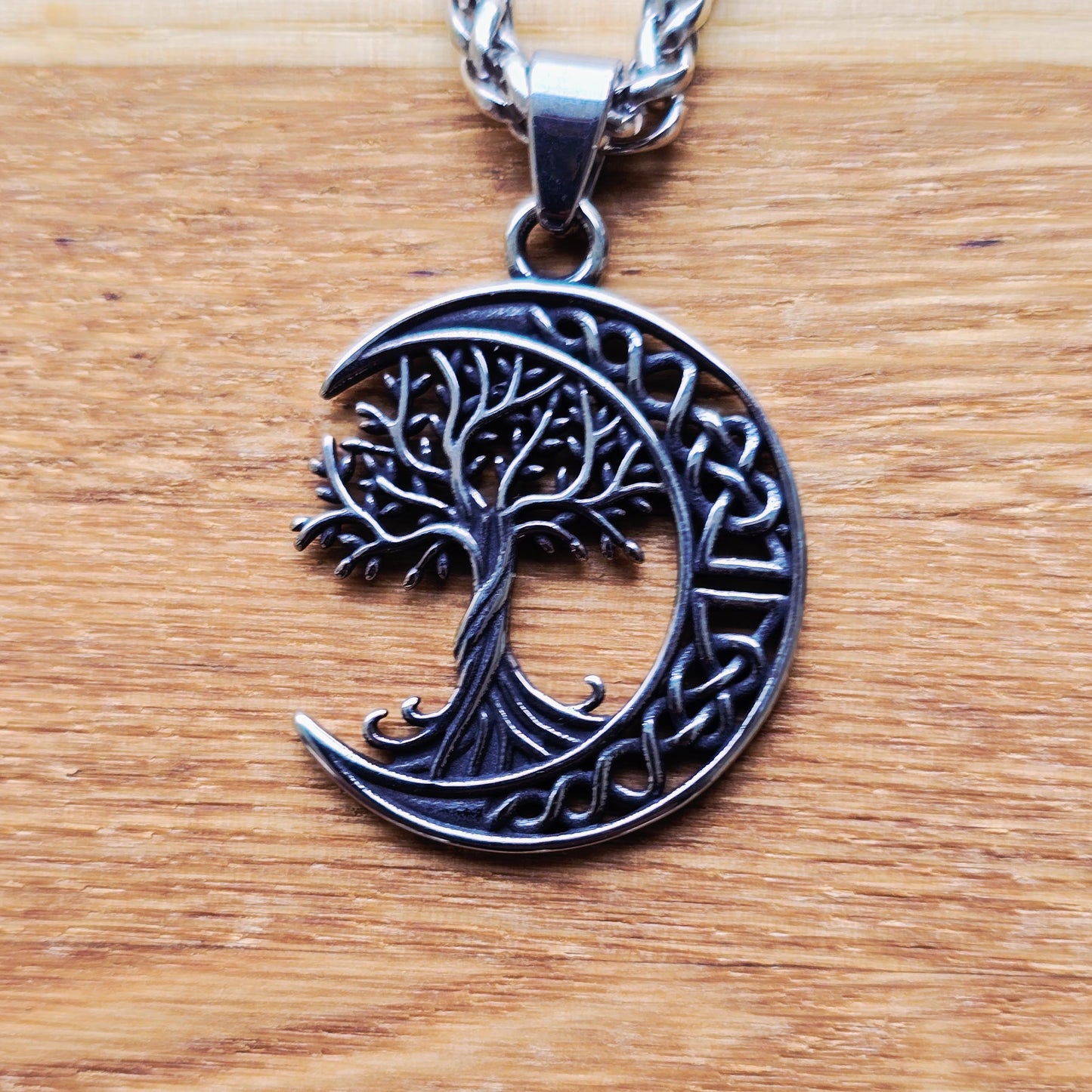 Halsband Yggdrasil Månsken