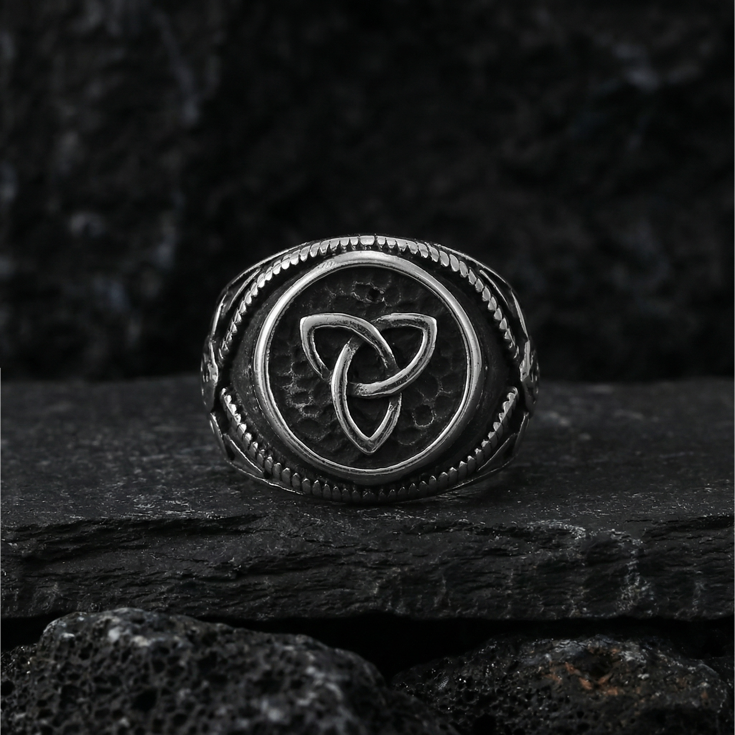 Keltischer Ring Triquetra