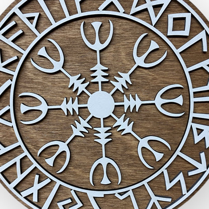 Vikingsköld med runor och Vegvisir